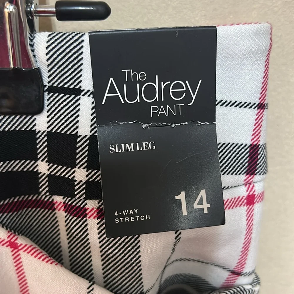 NY&co pants - Picture 2 of 4